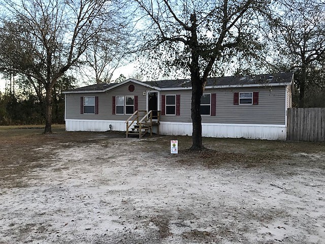 28170 Rustic Woods Trail in Hilliard, FL - Foto de edificio