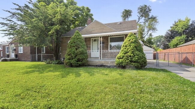 1527 Merrill Ave in Lincoln Park, MI - Building Photo - Building Photo