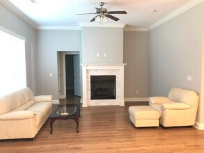 1626 S Laurel Landing in Fayetteville, AR - Building Photo - Building Photo