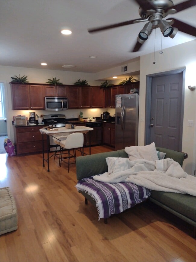 221 Shiloh St Rentals in Pittsburgh, PA