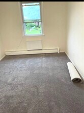 1521 209th St in Bayside, NY - Building Photo - Building Photo