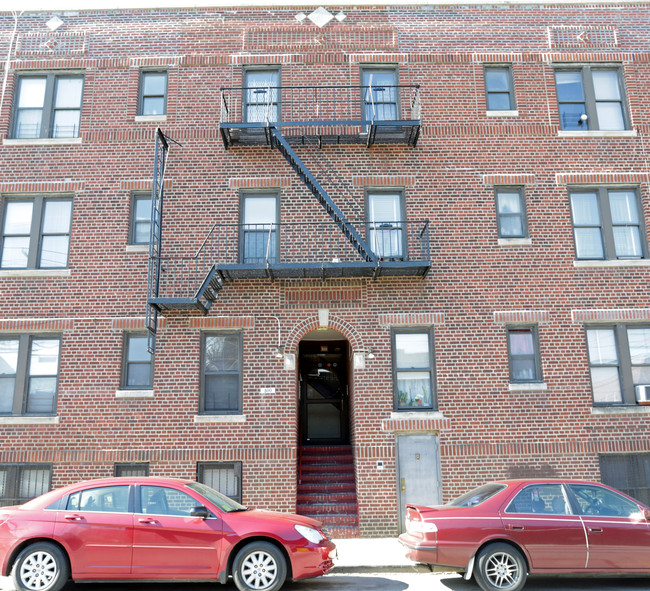 800 E 224th in Bronx, NY - Building Photo - Building Photo