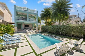 112 Ave D in Marathon, FL - Building Photo - Building Photo