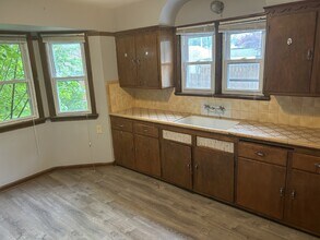 3724 N 55th St, Unit Lower in Milwaukee, WI - Building Photo - Building Photo