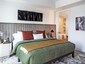 2811 Maple in Dallas, TX - Building Photo - Building Photo