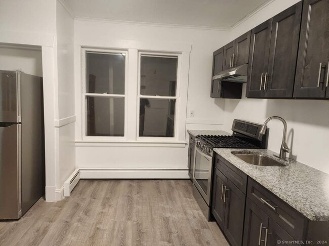 110 Catherine St in Hartford, CT - Building Photo - Building Photo