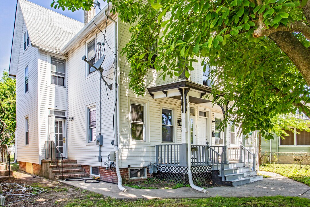 113 8th St in Salem, NJ - Building Photo