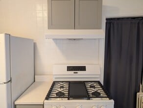 300 Straight Ave NW in Grand Rapids, MI - Building Photo - Building Photo