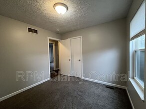 932 Briaro St in Reynoldsburg, OH - Building Photo - Building Photo