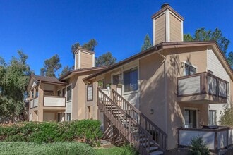 Alpine Woods in Alpine, CA - Foto de edificio - Building Photo