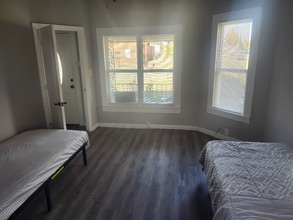 714 E Lamar St in Sherman, TX - Building Photo - Building Photo