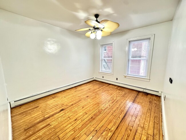 226 Avenue B in Bayonne, NJ - Building Photo - Building Photo