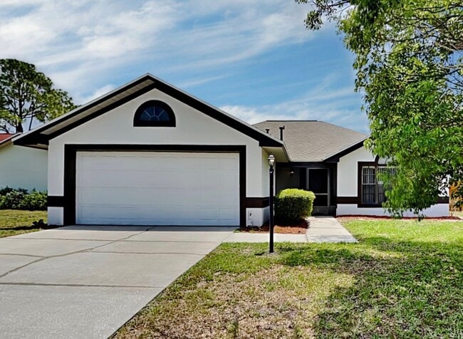 property at 6 Lake Daisy Blvd
