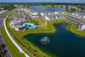 Mira Crystal Lake in Port Orange, FL - Building Photo - Building Photo