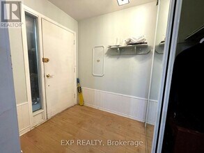 184 Hollyberry Trail in Toronto, ON - Building Photo - Building Photo