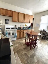 1702 E Belleview Pl in Milwaukee, WI - Building Photo - Building Photo