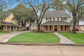 14826 N Eldridge Pkwy in Houston, TX - Building Photo - Building Photo