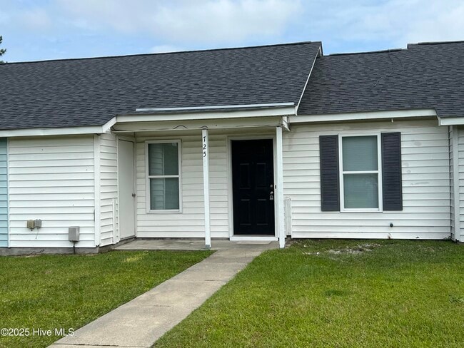 property at 725 Pinewood Dr