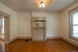 1210 Dennison Ave in Columbus, OH - Building Photo - Building Photo