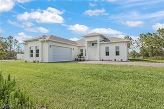 4383 Randall Blvd in Naples, FL - Building Photo - Building Photo