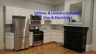 66 Hampshire St in Methuen, MA - Building Photo