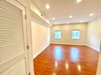 989 N Marshall St, Unit 2 photo'