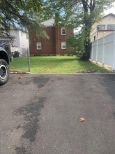 71 Evergreen Ave in Lynbrook, NY - Building Photo - Building Photo