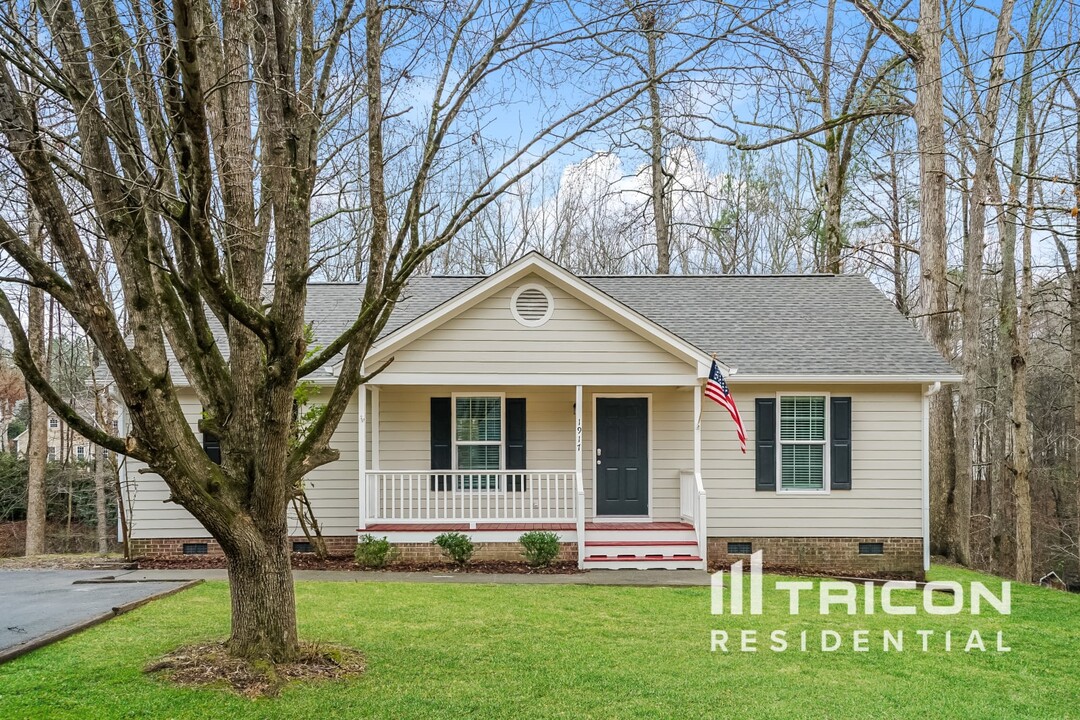 1917 Hemlock Cir in Clayton, NC - Building Photo