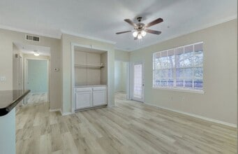 2528 Robert Trent Jones Dr, Unit 1622 in Orlando, FL - Foto de edificio - Building Photo