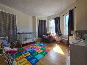 45 Auburn St, Unit Unit 2 in Brookline, MA - Building Photo - Building Photo