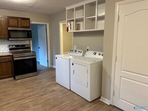 3721 Broadmor Rd NW in Huntsville, AL - Building Photo - Building Photo