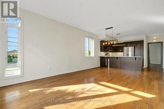 228 Pembina Private in Ottawa, ON - Building Photo - Building Photo