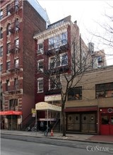 146 W 4th St in New York, NY - Building Photo - Building Photo