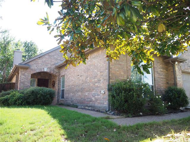 1918 Ainsley Ct in Corinth, TX - Foto de edificio - Building Photo