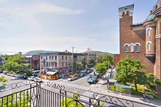 5555 Saint-Urbain Rue in Montréal, QC - Building Photo - Building Photo