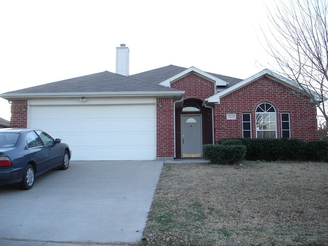property at 5435 Dove Dr