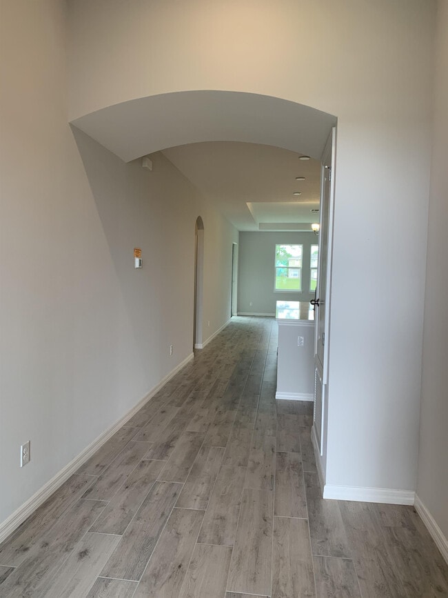 5563 Sabal Dr in St. Cloud, FL - Building Photo - Building Photo