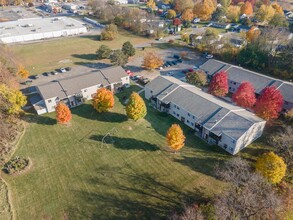 Stone House Apartments in Sturgis, MI - Foto de edificio - Building Photo
