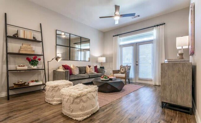21603 Spring Plaza Dr in Spring, TX - Building Photo - Building Photo