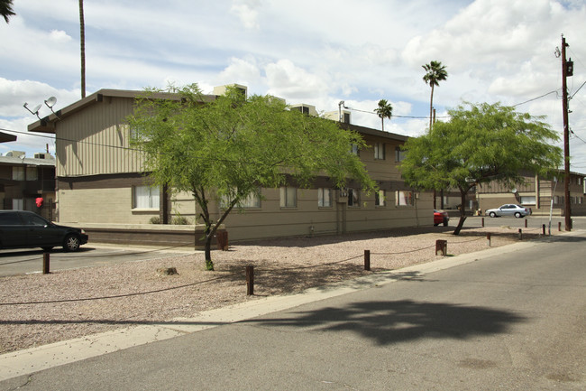 Mission Gardens in Phoenix, AZ - Foto de edificio - Building Photo