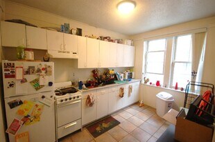 548 Cambridge St, Unit 3A in Boston, MA - Building Photo