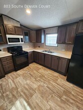 803 S Denver Ct in Stillwater, OK - Building Photo - Building Photo