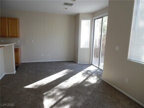 6371 Thunder Gulch Ave in Las Vegas, NV - Building Photo - Building Photo
