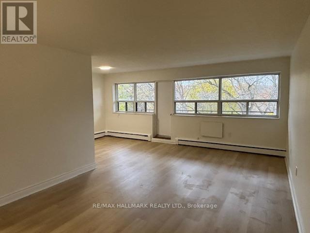 159 Stephen Dr in Toronto, ON - Building Photo