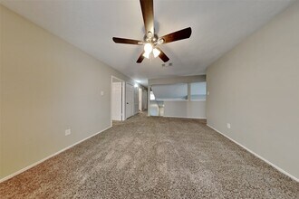 21606 Crescent Heights St in Spring, TX - Building Photo - Building Photo
