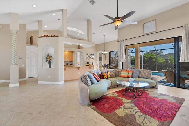 119 Old Burnt Store Rd S-Unit -ID1248754P in Cape Coral, FL - Foto de edificio - Building Photo