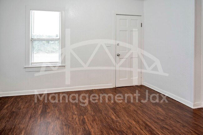 1671 W 35th St in Jacksonville, FL - Building Photo - Building Photo