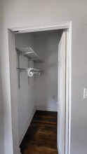 5447 S Harper Ave-Unit -5447-1 in Chicago, IL - Building Photo - Building Photo