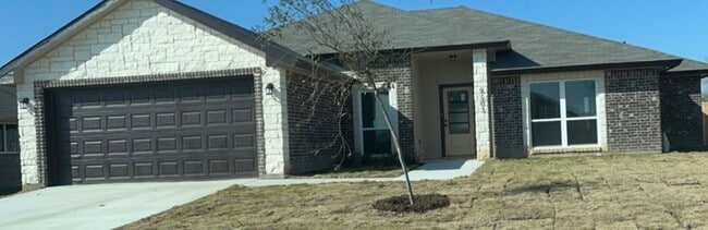 property at 6003 Aquilla Dr