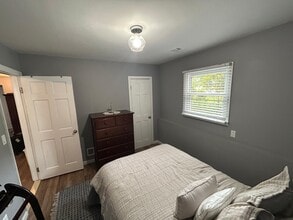 12 Jason Ln, Unit unit 1 in Mamaroneck, NY - Building Photo - Building Photo